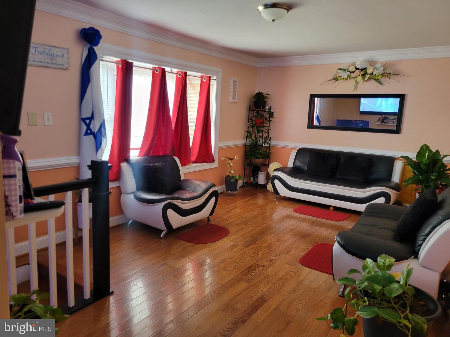 10019 LOMOND DR, MANASSAS, Virginia 20109, 4 Bedrooms Bedrooms, ,2 BathroomsBathrooms,Residential,For sale,10019 LOMOND DR,VAPW2088172 MLS # VAPW2088172