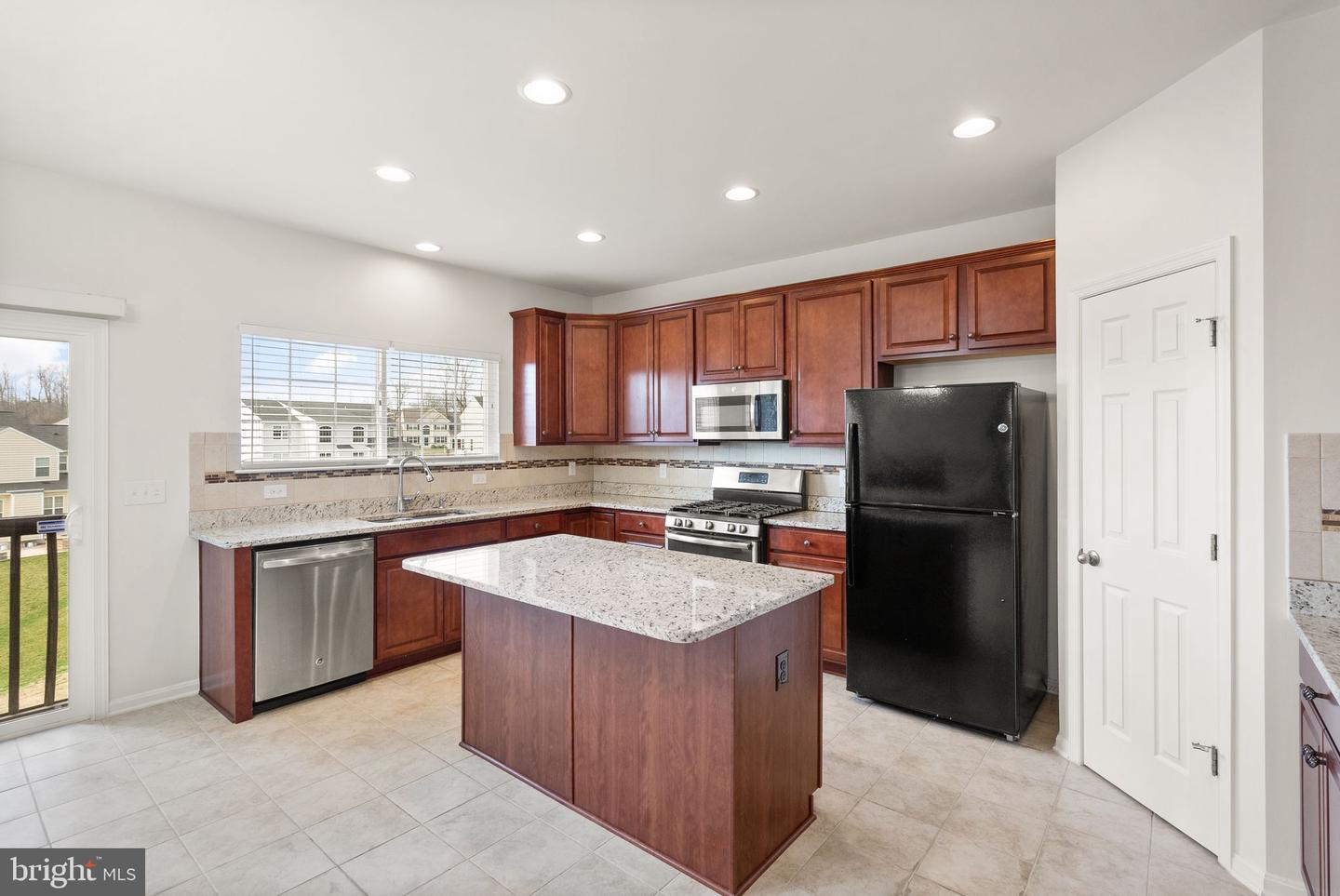 20 COLEMANS MILL DR, FREDERICKSBURG, Virginia 22405, 6 Bedrooms Bedrooms, ,4 BathroomsBathrooms,Residential,For sale,20 COLEMANS MILL DR,VAST2036988 MLS # VAST2036988