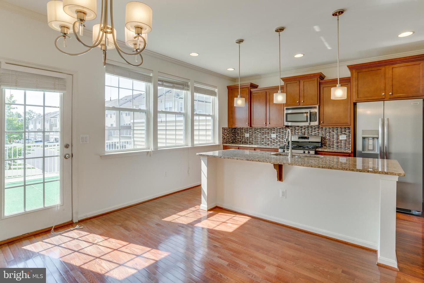 25672 PLEASANT VALLEY RD, CHANTILLY, Virginia 20152, 4 Bedrooms Bedrooms, ,3 BathroomsBathrooms,Residential,For sale,25672 PLEASANT VALLEY RD,VALO2093934 MLS # VALO2093934