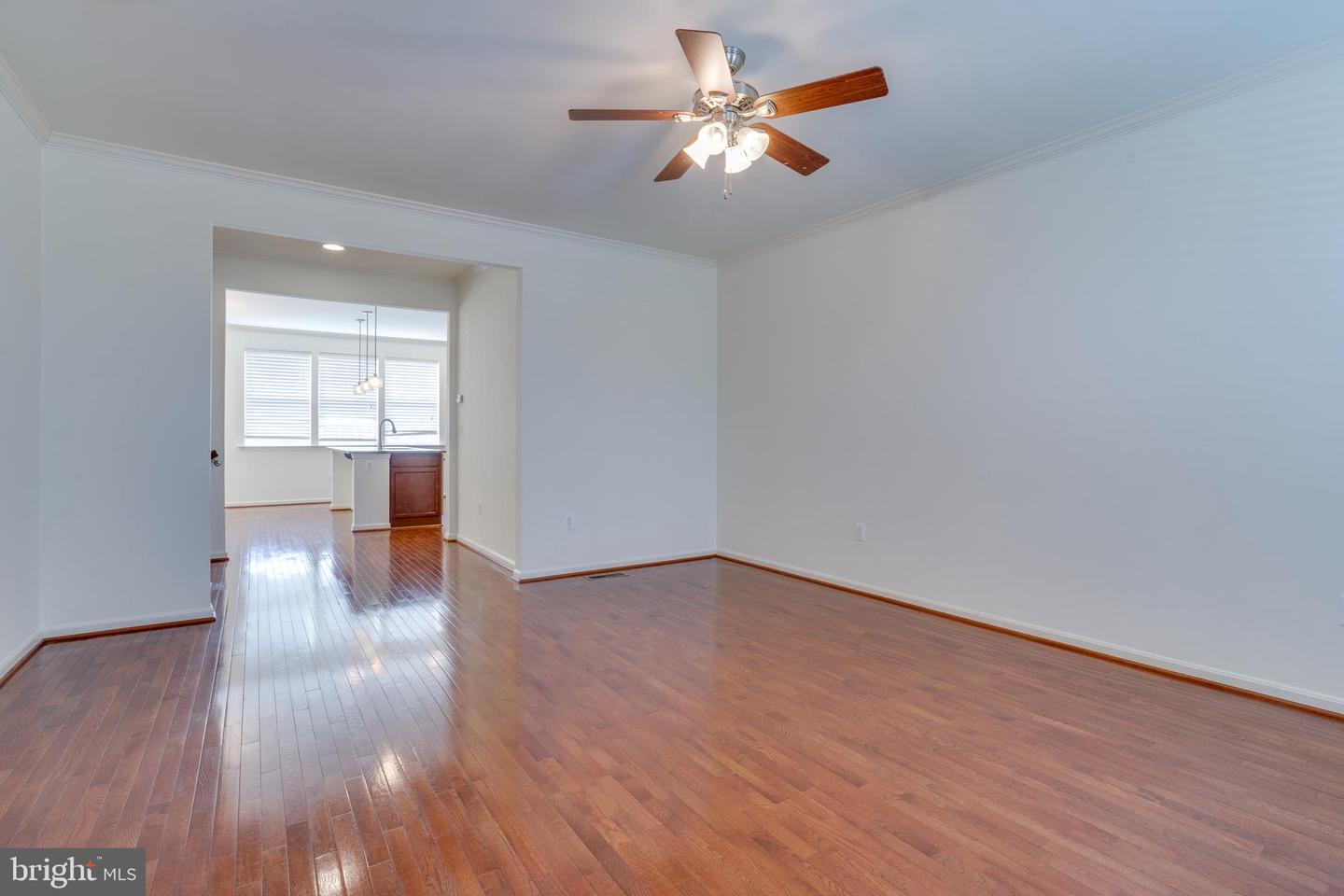 25672 PLEASANT VALLEY RD, CHANTILLY, Virginia 20152, 4 Bedrooms Bedrooms, ,3 BathroomsBathrooms,Residential,For sale,25672 PLEASANT VALLEY RD,VALO2093934 MLS # VALO2093934