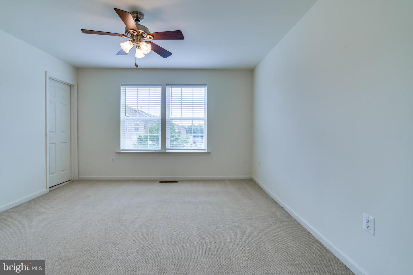 25672 PLEASANT VALLEY RD, CHANTILLY, Virginia 20152, 4 Bedrooms Bedrooms, ,3 BathroomsBathrooms,Residential,For sale,25672 PLEASANT VALLEY RD,VALO2093934 MLS # VALO2093934