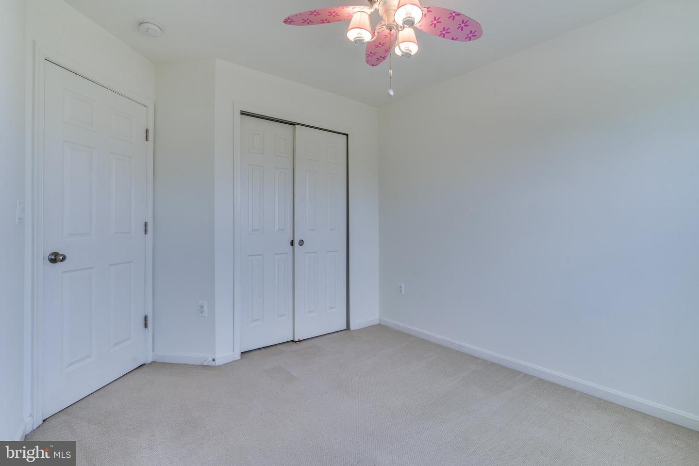 25672 PLEASANT VALLEY RD, CHANTILLY, Virginia 20152, 4 Bedrooms Bedrooms, ,3 BathroomsBathrooms,Residential,For sale,25672 PLEASANT VALLEY RD,VALO2093934 MLS # VALO2093934
