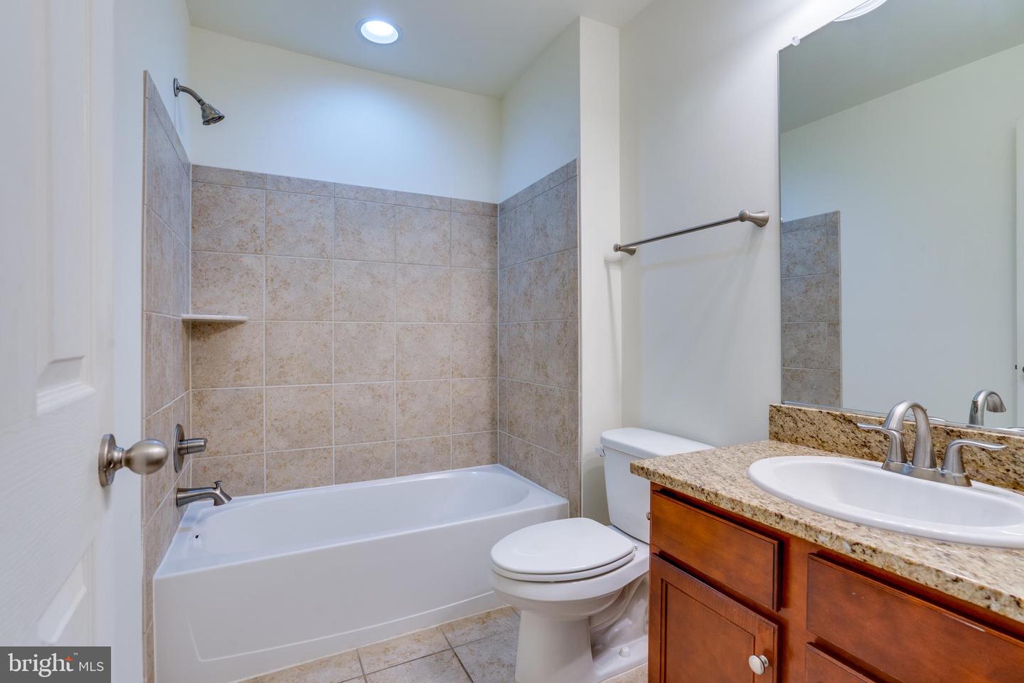 25672 PLEASANT VALLEY RD, CHANTILLY, Virginia 20152, 4 Bedrooms Bedrooms, ,3 BathroomsBathrooms,Residential,For sale,25672 PLEASANT VALLEY RD,VALO2093934 MLS # VALO2093934