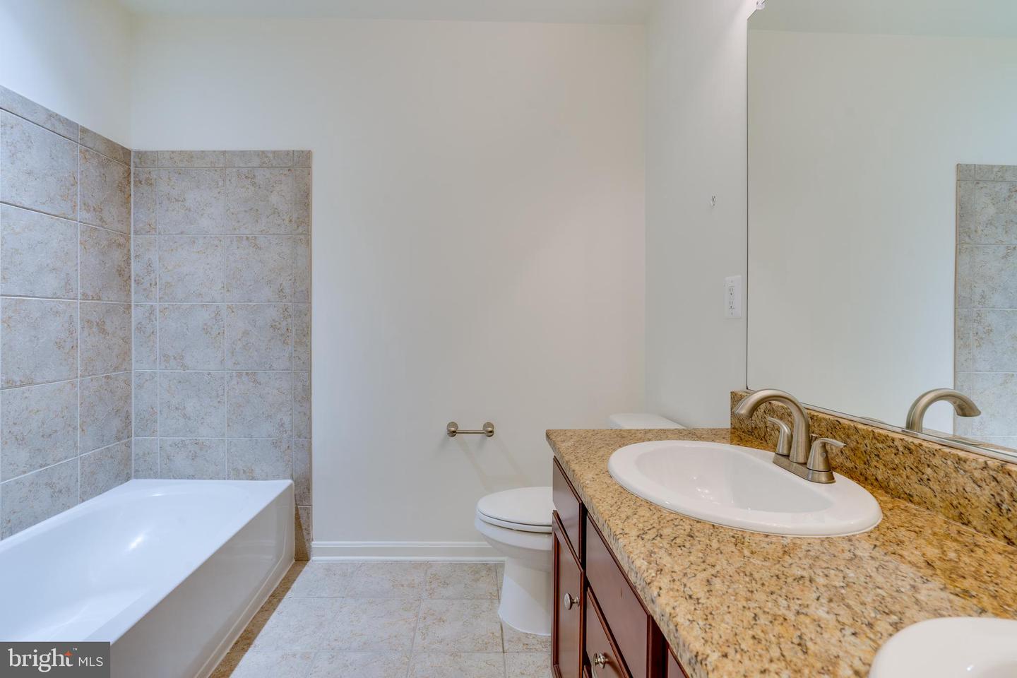 25672 PLEASANT VALLEY RD, CHANTILLY, Virginia 20152, 4 Bedrooms Bedrooms, ,3 BathroomsBathrooms,Residential,For sale,25672 PLEASANT VALLEY RD,VALO2093934 MLS # VALO2093934
