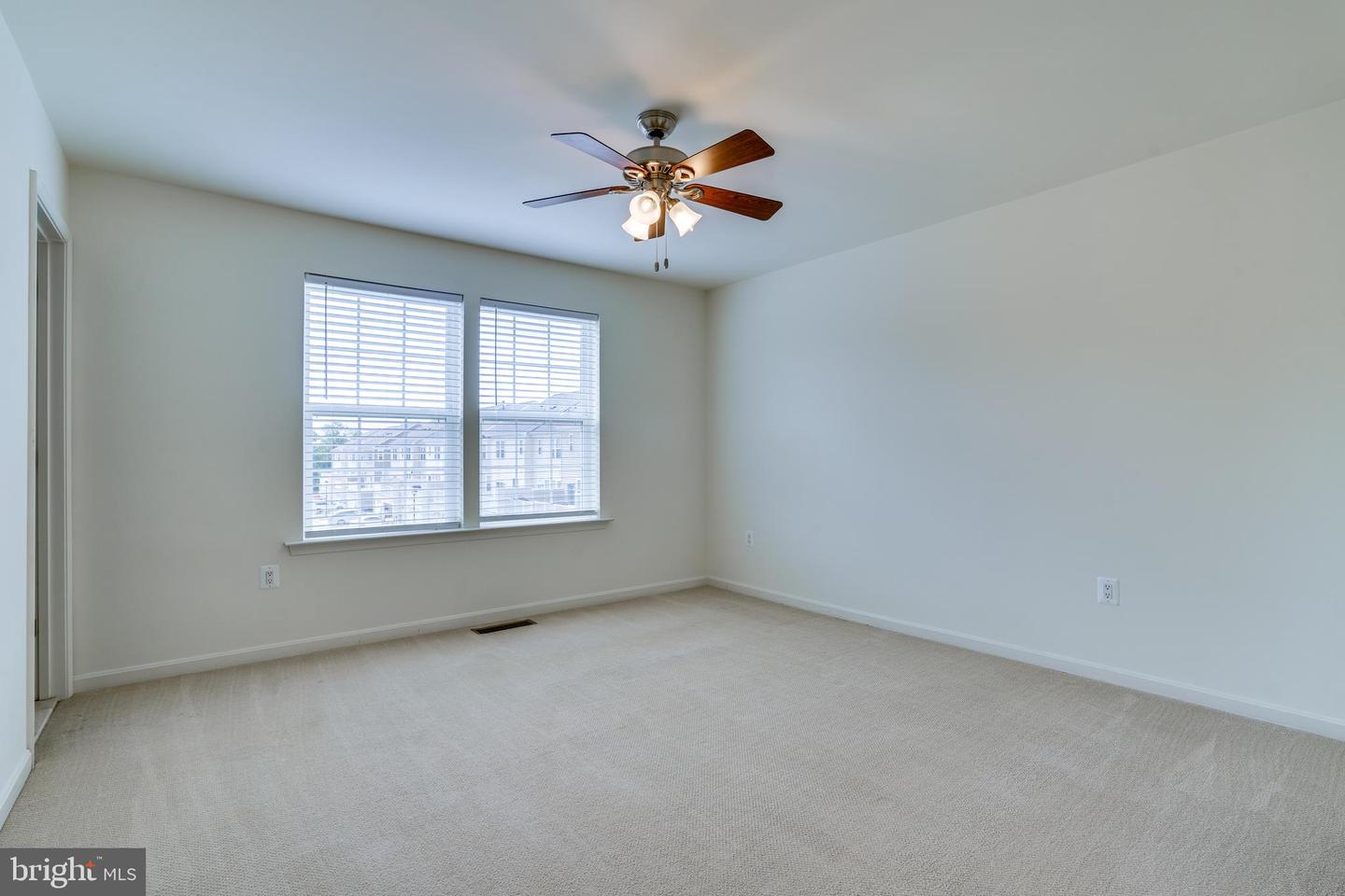 25672 PLEASANT VALLEY RD, CHANTILLY, Virginia 20152, 4 Bedrooms Bedrooms, ,3 BathroomsBathrooms,Residential,For sale,25672 PLEASANT VALLEY RD,VALO2093934 MLS # VALO2093934