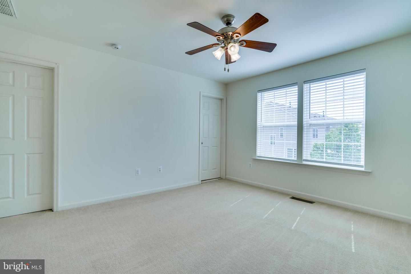 25672 PLEASANT VALLEY RD, CHANTILLY, Virginia 20152, 4 Bedrooms Bedrooms, ,3 BathroomsBathrooms,Residential,For sale,25672 PLEASANT VALLEY RD,VALO2093934 MLS # VALO2093934