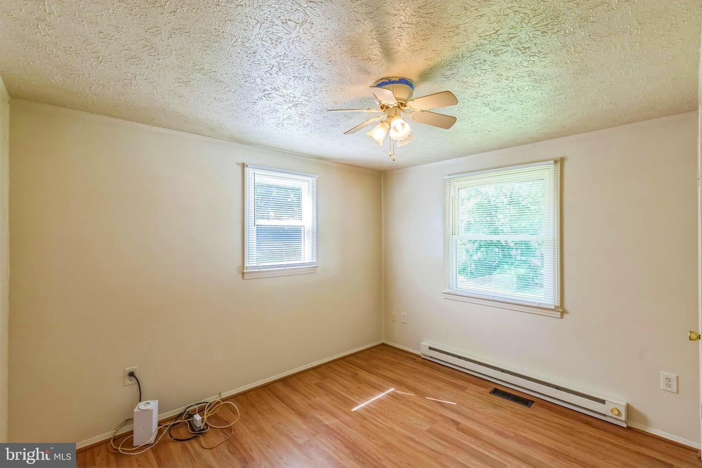 5514 LARCH ST, FREDERICKSBURG, Virginia 22407, 3 Bedrooms Bedrooms, ,1 BathroomBathrooms,Residential,For sale,5514 LARCH ST,VASP2032726 MLS # VASP2032726