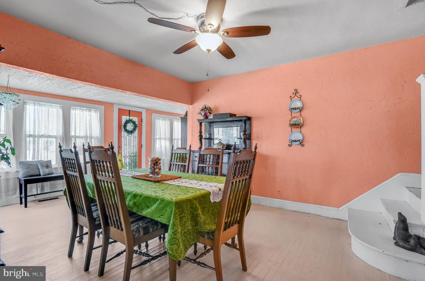 6126 TAYLOR ST, CHINCOTEAGUE ISLAND, Virginia 23336, 4 Bedrooms Bedrooms, ,2 BathroomsBathrooms,Residential,For sale,6126 TAYLOR ST,VAAC2001872 MLS # VAAC2001872