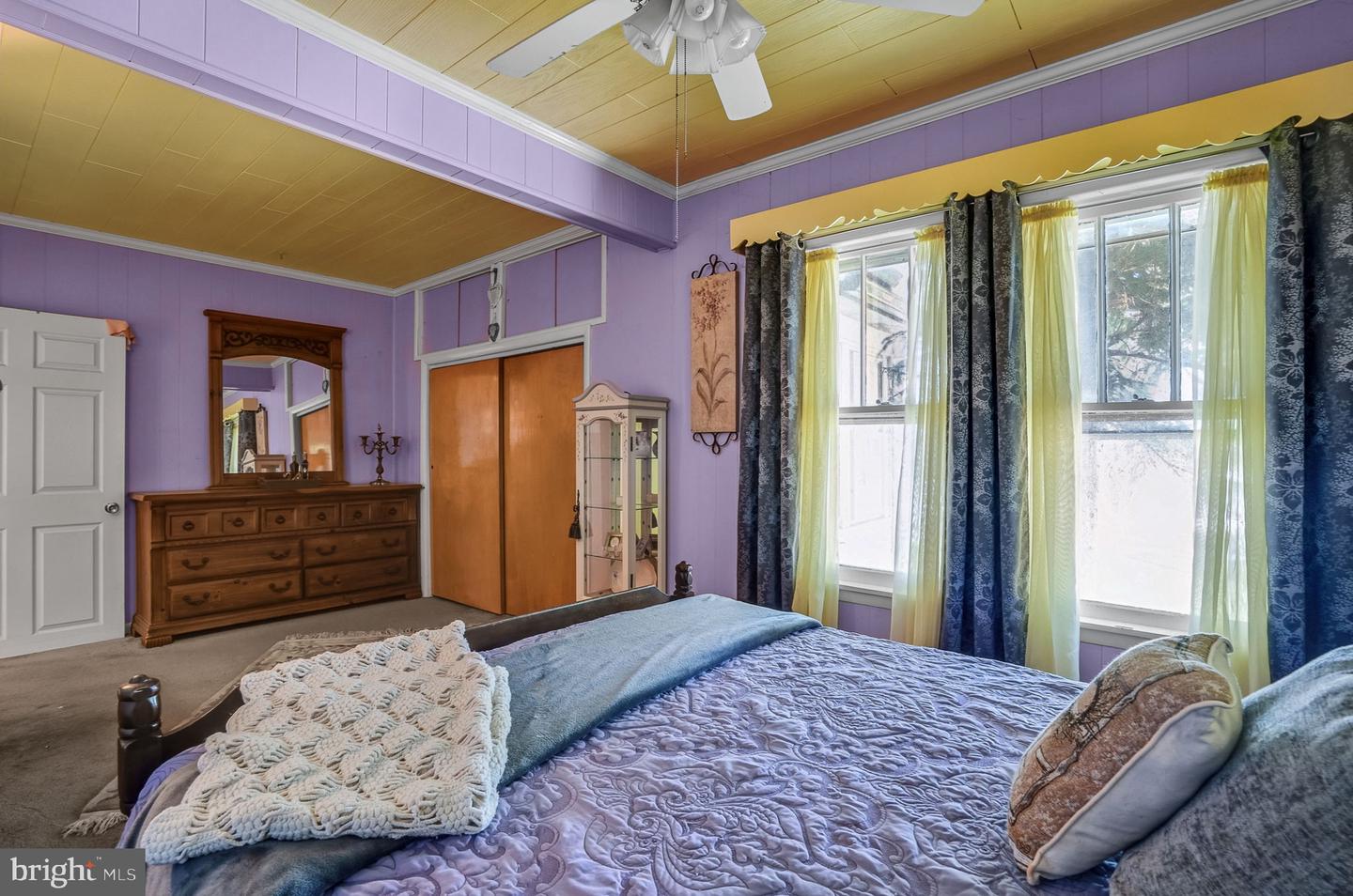 6126 TAYLOR ST, CHINCOTEAGUE ISLAND, Virginia 23336, 4 Bedrooms Bedrooms, ,2 BathroomsBathrooms,Residential,For sale,6126 TAYLOR ST,VAAC2001872 MLS # VAAC2001872