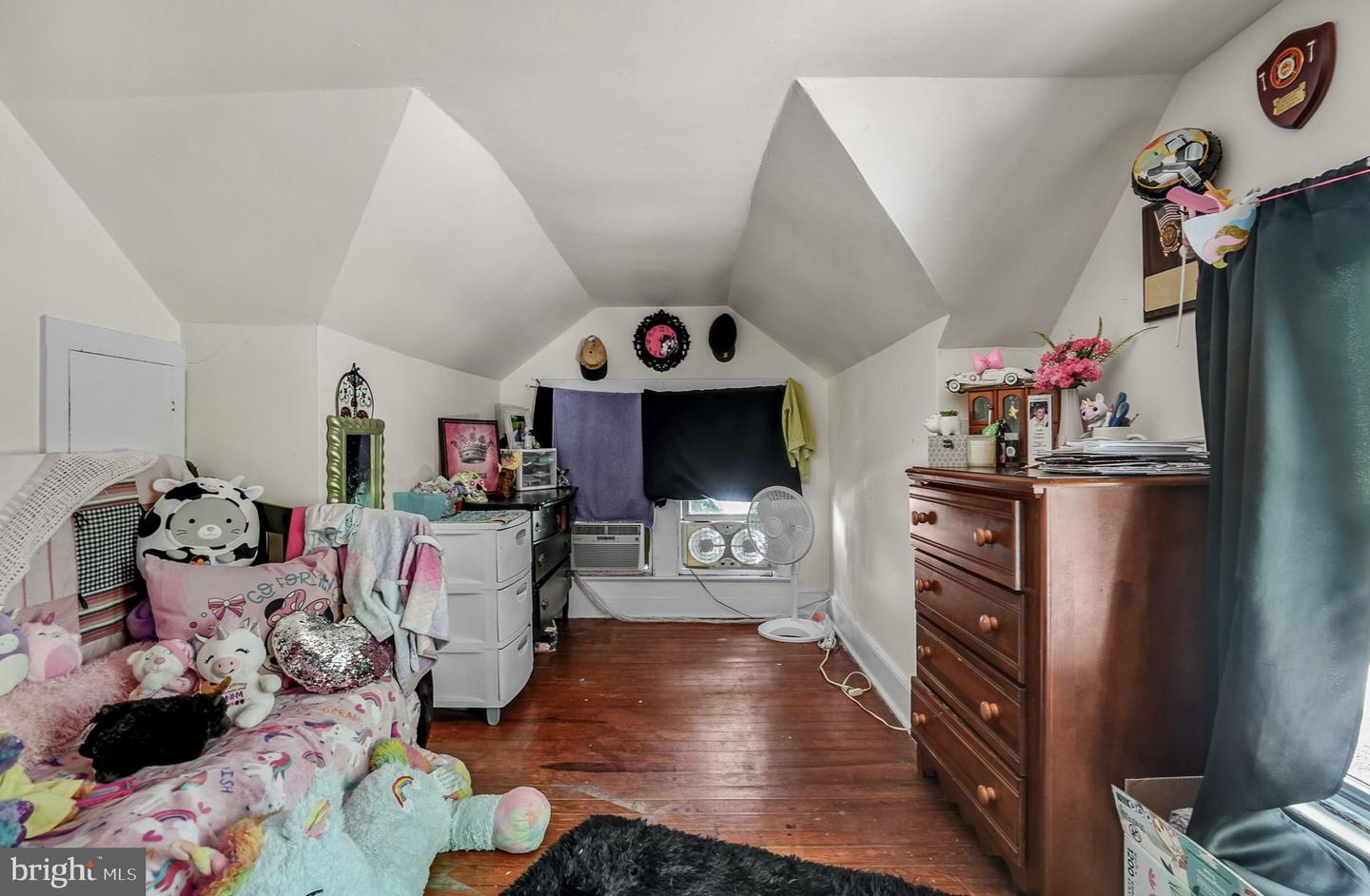 6126 TAYLOR ST, CHINCOTEAGUE ISLAND, Virginia 23336, 4 Bedrooms Bedrooms, ,2 BathroomsBathrooms,Residential,For sale,6126 TAYLOR ST,VAAC2001872 MLS # VAAC2001872