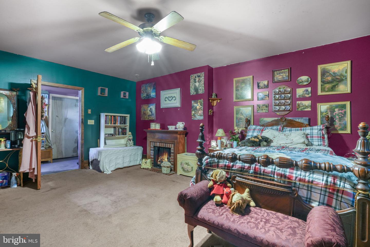 6126 TAYLOR ST, CHINCOTEAGUE ISLAND, Virginia 23336, 4 Bedrooms Bedrooms, ,2 BathroomsBathrooms,Residential,For sale,6126 TAYLOR ST,VAAC2001872 MLS # VAAC2001872