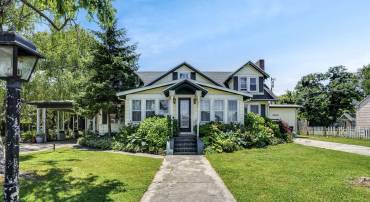 6126 TAYLOR ST, CHINCOTEAGUE ISLAND, Virginia 23336, 4 Bedrooms Bedrooms, ,2 BathroomsBathrooms,Residential,For sale,6126 TAYLOR ST,VAAC2001872 MLS # VAAC2001872