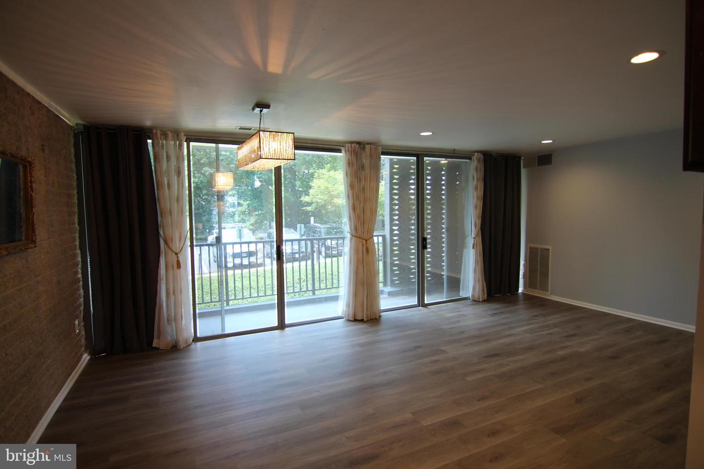 4415 BRIARWOOD CT N #11, ANNANDALE, Virginia 22003, 3 Bedrooms Bedrooms, ,2 BathroomsBathrooms,Residential,For sale,4415 BRIARWOOD CT N #11,VAFX2243478 MLS # VAFX2243478