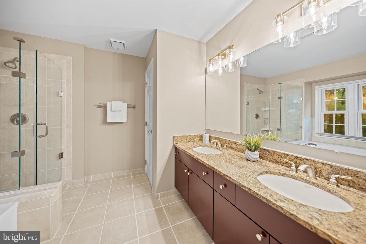 2300 YVONNES WAY, DUNN LORING, Virginia 22027, 4 Bedrooms Bedrooms, ,4 BathroomsBathrooms,Residential,For sale,2300 YVONNES WAY,VAFX2243606 MLS # VAFX2243606