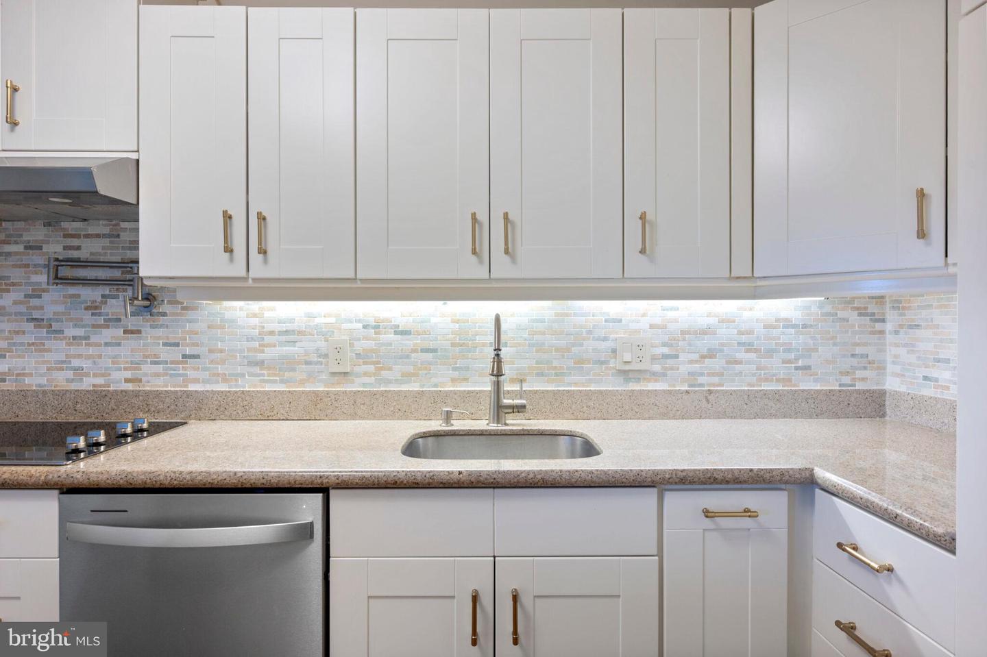8380 GREENSBORO DR #906, MCLEAN, Virginia 22102, 2 Bedrooms Bedrooms, ,1 BathroomBathrooms,Residential,For sale,8380 GREENSBORO DR #906,VAFX2243678 MLS # VAFX2243678