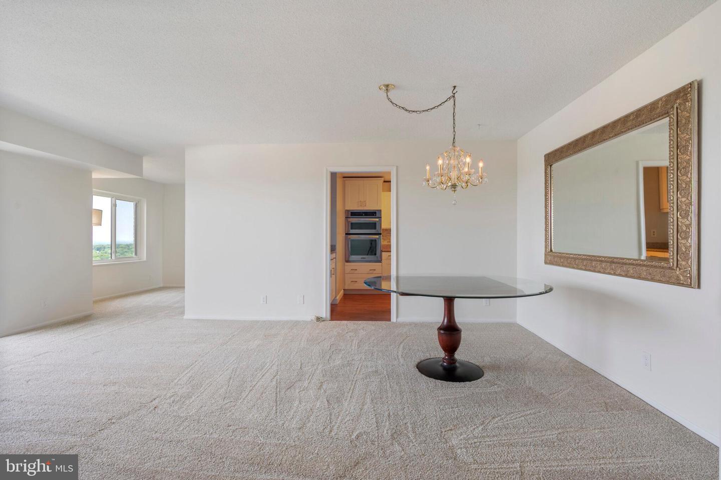 8380 GREENSBORO DR #906, MCLEAN, Virginia 22102, 2 Bedrooms Bedrooms, ,1 BathroomBathrooms,Residential,For sale,8380 GREENSBORO DR #906,VAFX2243678 MLS # VAFX2243678