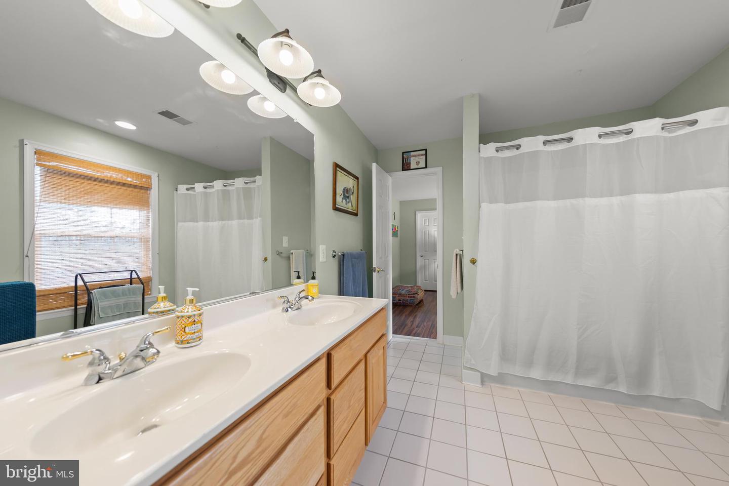 1877 CLAYTON RIDGE DR, WINCHESTER, Virginia 22601, 4 Bedrooms Bedrooms, ,4 BathroomsBathrooms,Residential,For sale,1877 CLAYTON RIDGE DR,VAWI2007832 MLS # VAWI2007832
