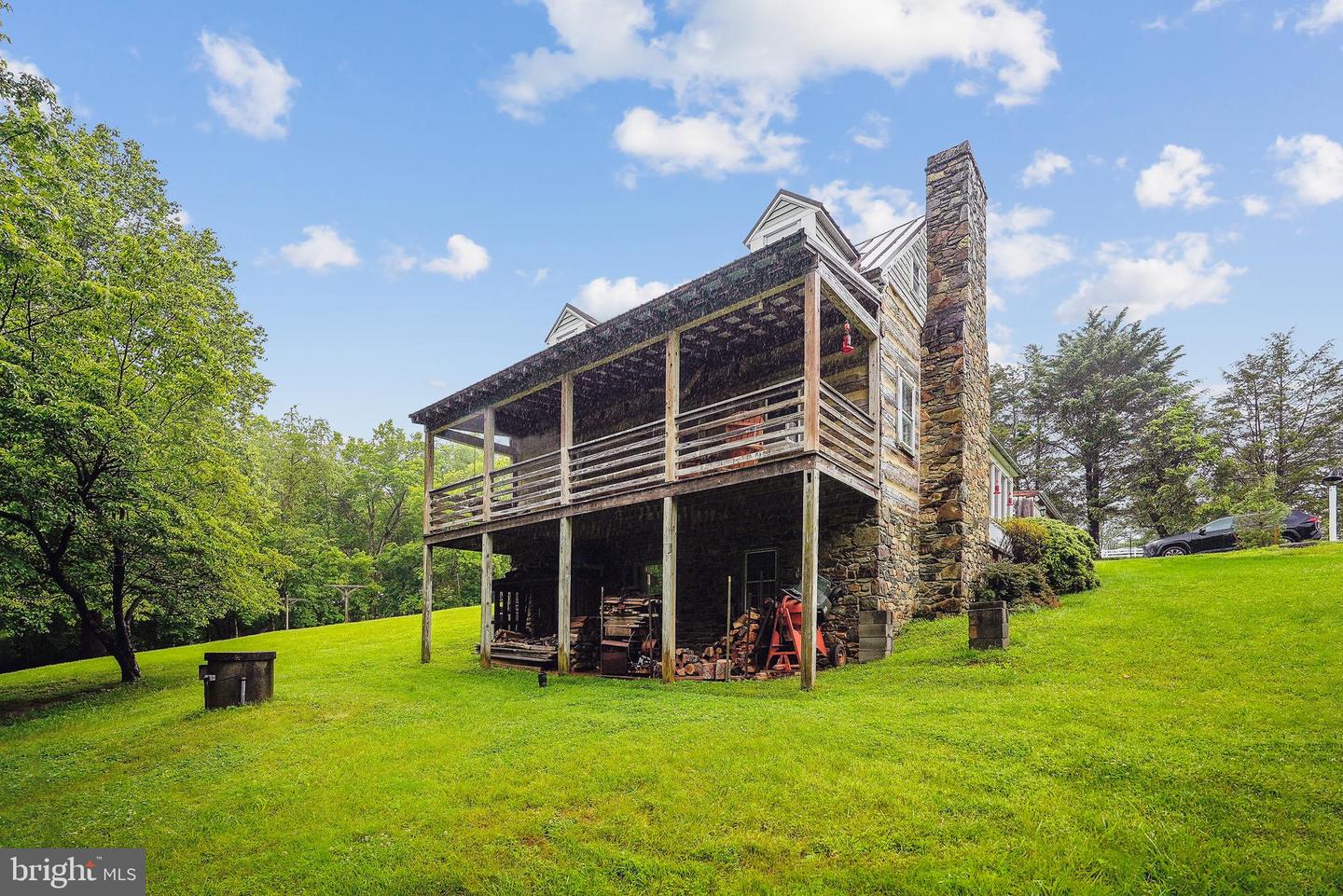 14732 ROSE HOLLOW LN, WATERFORD, Virginia 20197, 3 Bedrooms Bedrooms, 6 Rooms Rooms,2 BathroomsBathrooms,Residential,For sale,14732 ROSE HOLLOW LN,VALO2097876 MLS # VALO2097876