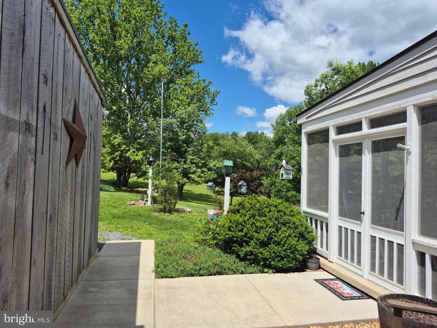 14732 ROSE HOLLOW LN, WATERFORD, Virginia 20197, 3 Bedrooms Bedrooms, 6 Rooms Rooms,2 BathroomsBathrooms,Residential,For sale,14732 ROSE HOLLOW LN,VALO2097876 MLS # VALO2097876