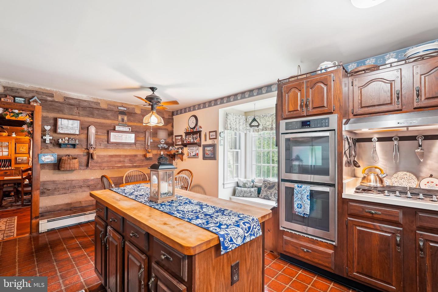 14732 ROSE HOLLOW LN, WATERFORD, Virginia 20197, 3 Bedrooms Bedrooms, 6 Rooms Rooms,2 BathroomsBathrooms,Residential,For sale,14732 ROSE HOLLOW LN,VALO2097876 MLS # VALO2097876