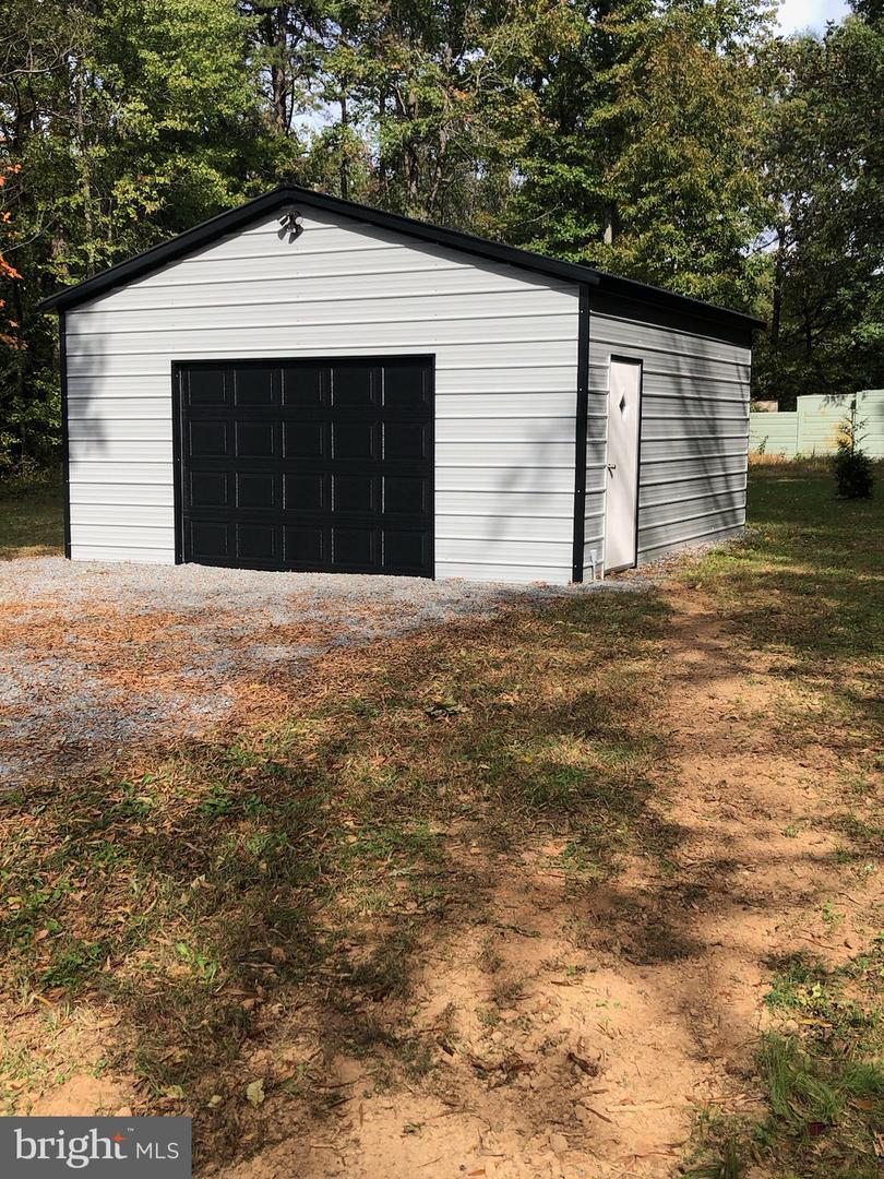 1225 JEFFERSON HIGHWAY, LOUISA, Virginia 23093, 3 Bedrooms Bedrooms, ,2 BathroomsBathrooms,Residential,For sale,1225 JEFFERSON HIGHWAY,VALA2007934 MLS # VALA2007934