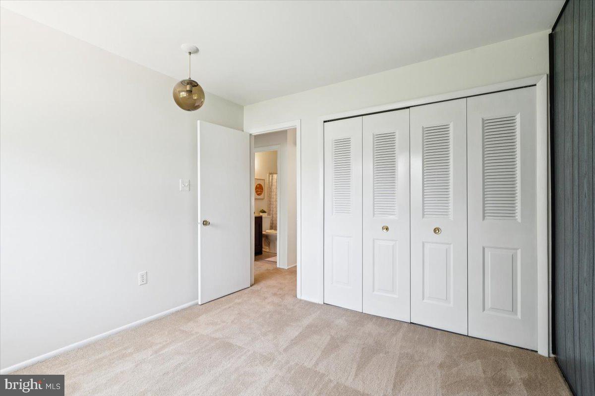 167 S FOX RD, STERLING, Virginia 20164, 4 Bedrooms Bedrooms, ,2 BathroomsBathrooms,Residential,For sale,167 S FOX RD,VALO2098320 MLS # VALO2098320