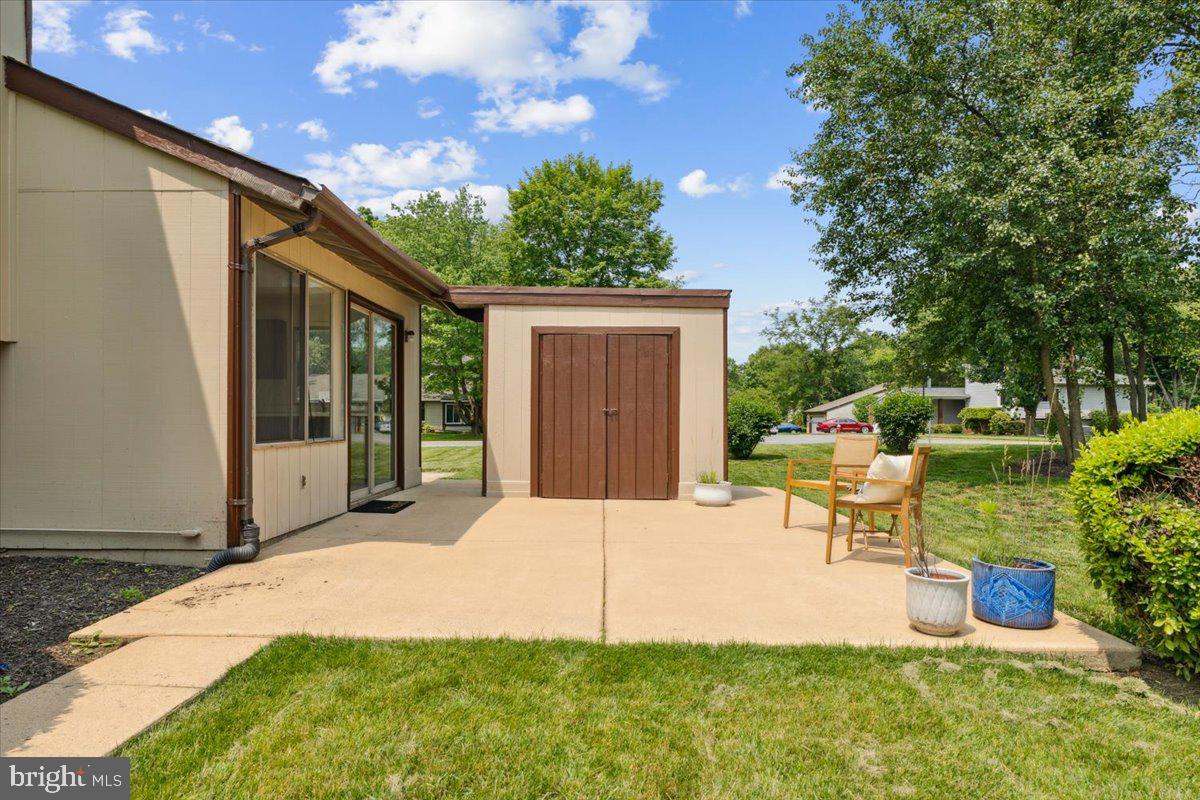 167 S FOX RD, STERLING, Virginia 20164, 4 Bedrooms Bedrooms, ,2 BathroomsBathrooms,Residential,For sale,167 S FOX RD,VALO2098320 MLS # VALO2098320