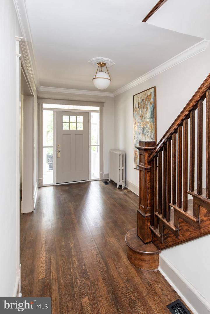 110 VARNUM ST NW, WASHINGTON, District Of Columbia 20011, 3 Bedrooms Bedrooms, ,2 BathroomsBathrooms,Residential,For sale,110 VARNUM ST NW,DCDC2203588 MLS # DCDC2203588