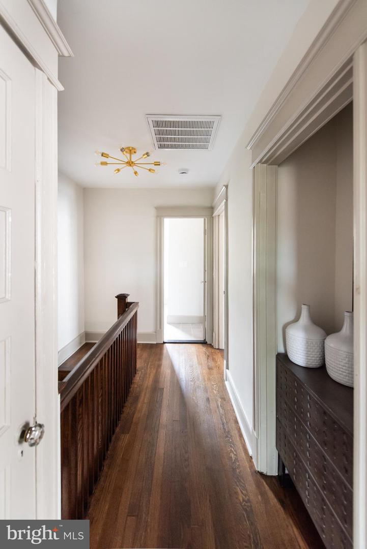 110 VARNUM ST NW, WASHINGTON, District Of Columbia 20011, 3 Bedrooms Bedrooms, ,2 BathroomsBathrooms,Residential,For sale,110 VARNUM ST NW,DCDC2203588 MLS # DCDC2203588