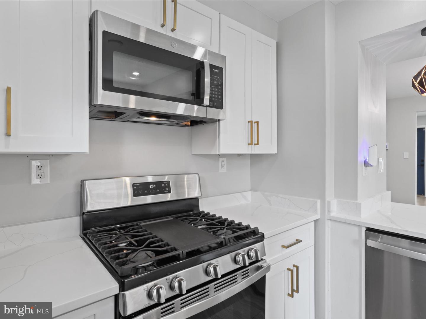 610 GALVESTON PL SE, WASHINGTON, District Of Columbia 20032, 3 Bedrooms Bedrooms, ,2 BathroomsBathrooms,Residential,For sale,610 GALVESTON PL SE,DCDC2203620 MLS # DCDC2203620