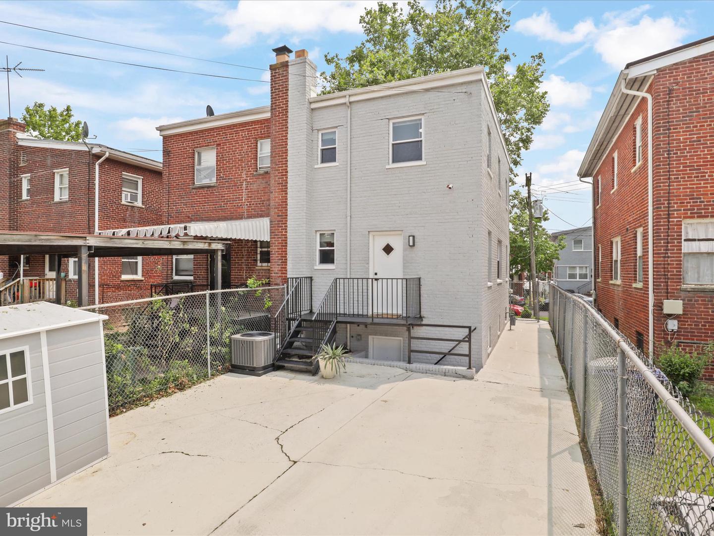 610 GALVESTON PL SE, WASHINGTON, District Of Columbia 20032, 3 Bedrooms Bedrooms, ,2 BathroomsBathrooms,Residential,For sale,610 GALVESTON PL SE,DCDC2203620 MLS # DCDC2203620