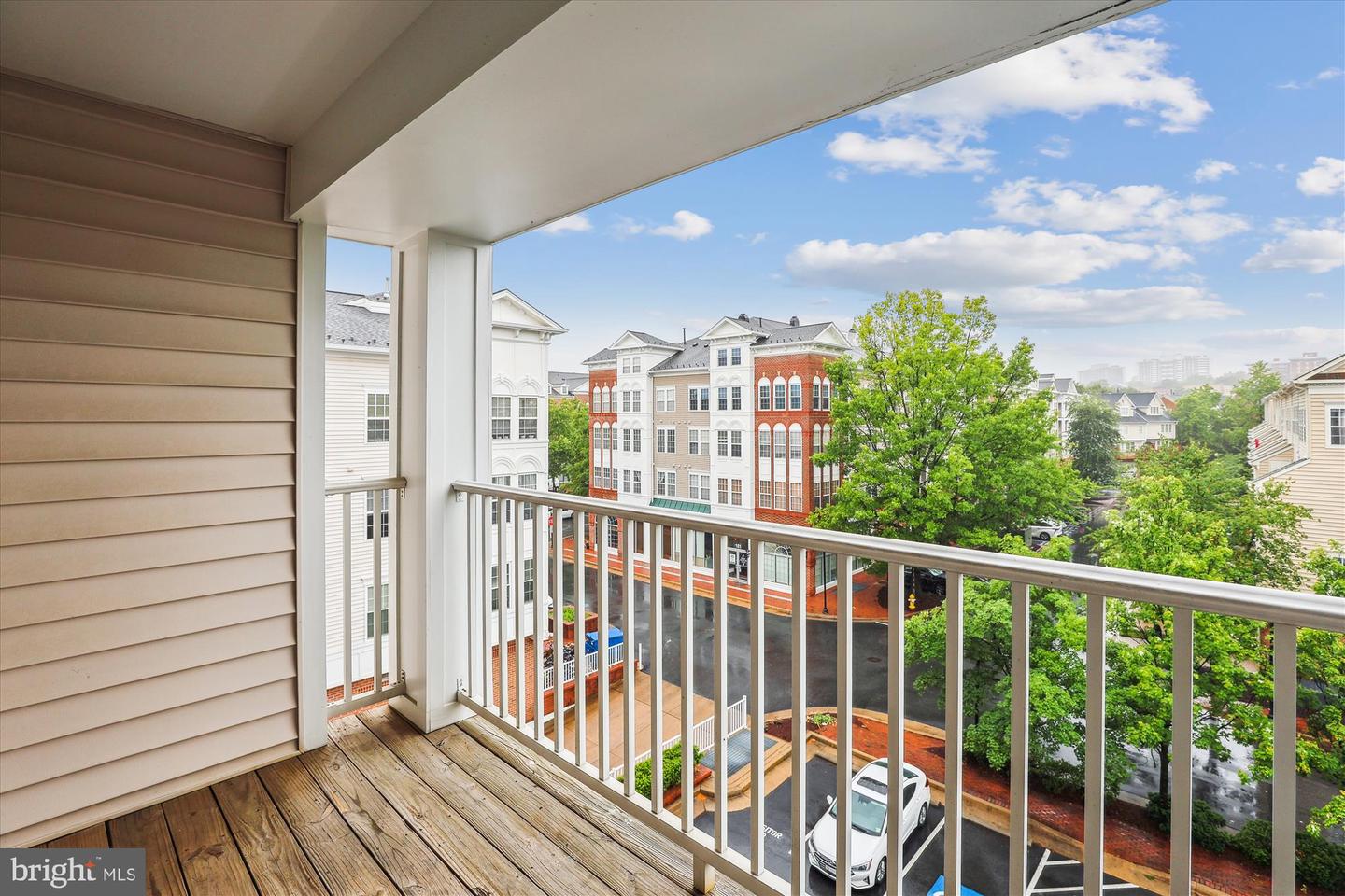 171 SOMERVELLE ST #402, ALEXANDRIA, Virginia 22304, 1 Bedroom Bedrooms, ,1 BathroomBathrooms,Residential,For sale,171 SOMERVELLE ST #402,VAAX2046050 MLS # VAAX2046050