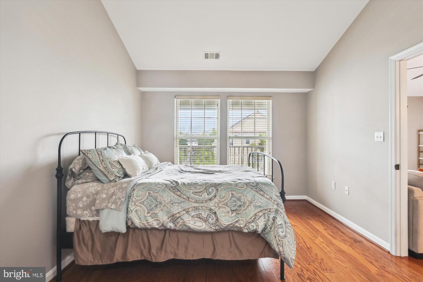 171 SOMERVELLE ST #402, ALEXANDRIA, Virginia 22304, 1 Bedroom Bedrooms, ,1 BathroomBathrooms,Residential,For sale,171 SOMERVELLE ST #402,VAAX2046050 MLS # VAAX2046050