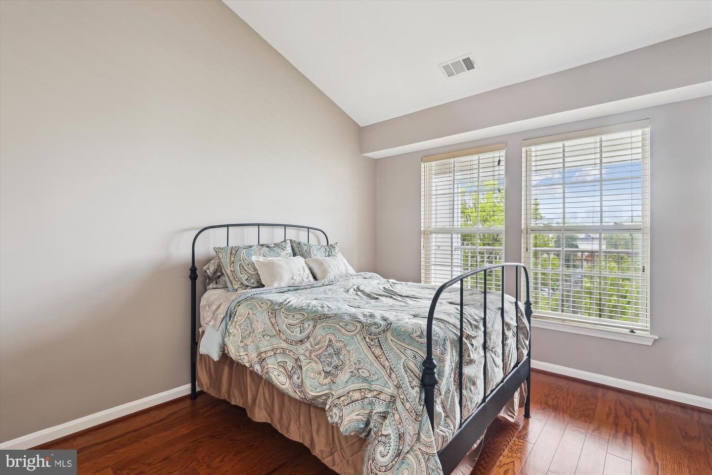 171 SOMERVELLE ST #402, ALEXANDRIA, Virginia 22304, 1 Bedroom Bedrooms, ,1 BathroomBathrooms,Residential,For sale,171 SOMERVELLE ST #402,VAAX2046050 MLS # VAAX2046050
