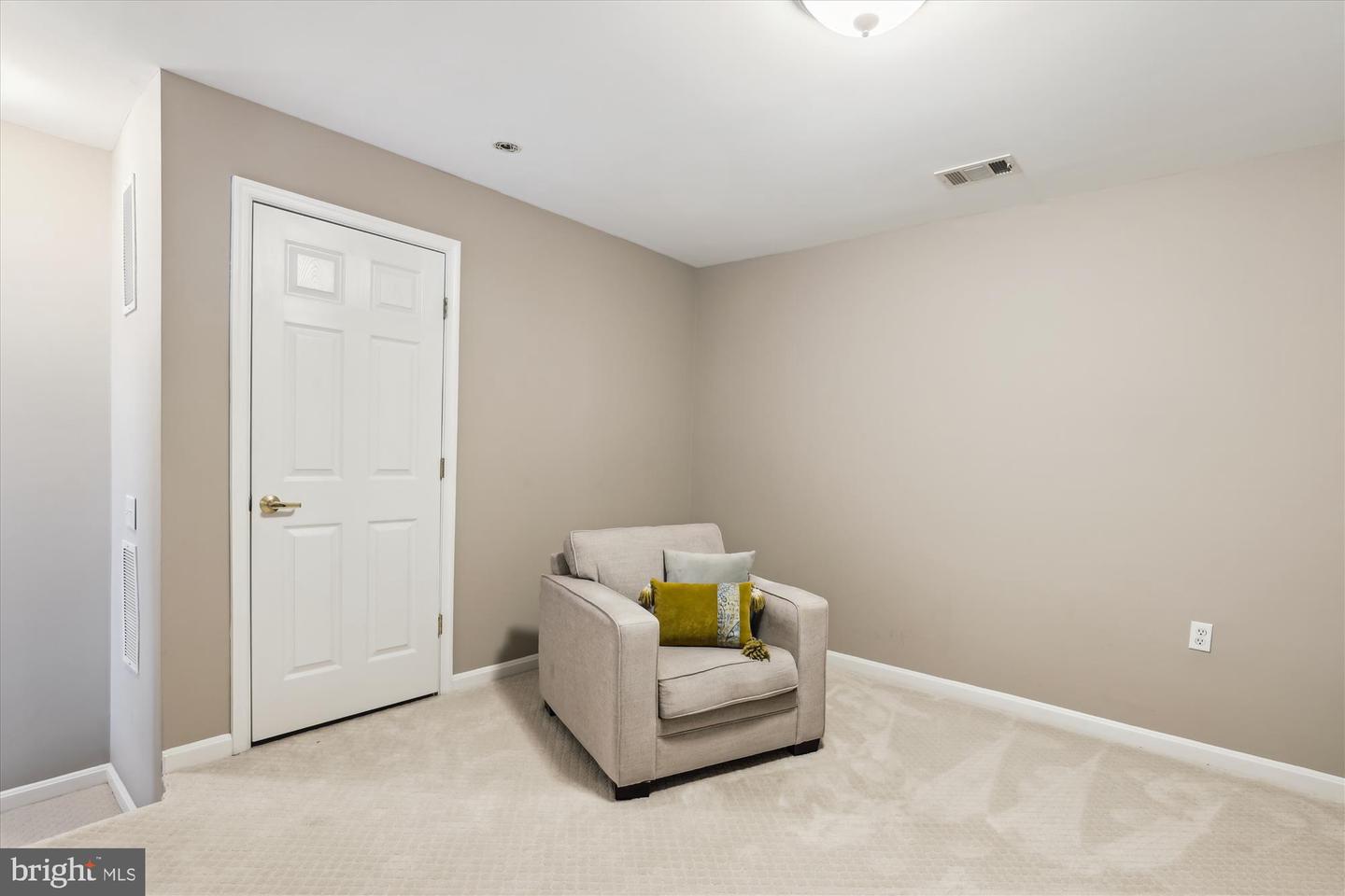 171 SOMERVELLE ST #402, ALEXANDRIA, Virginia 22304, 1 Bedroom Bedrooms, ,1 BathroomBathrooms,Residential,For sale,171 SOMERVELLE ST #402,VAAX2046050 MLS # VAAX2046050