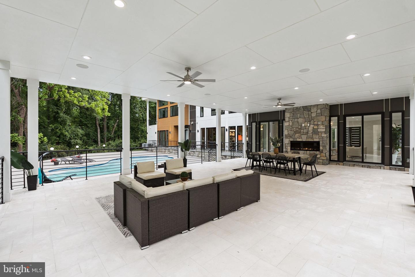 2209 HUNTER MILL RD, VIENNA, Virginia 22181, 5 Bedrooms Bedrooms, ,7 BathroomsBathrooms,Residential,For sale,2209 HUNTER MILL RD,VAFX2244054 MLS # VAFX2244054