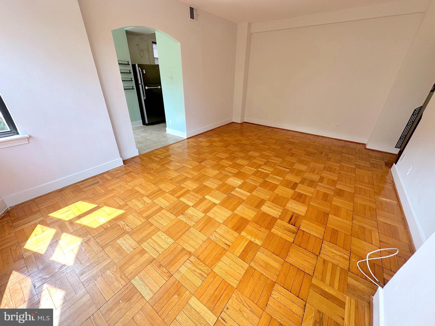 2515 K ST NW #205, WASHINGTON, District Of Columbia 20037, 1 Bedroom Bedrooms, ,1 BathroomBathrooms,Residential,For sale,2515 K ST NW #205,DCDC2203292 MLS # DCDC2203292
