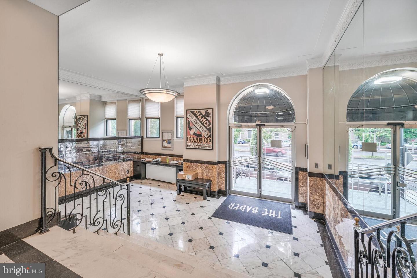 2515 K ST NW #205, WASHINGTON, District Of Columbia 20037, 1 Bedroom Bedrooms, ,1 BathroomBathrooms,Residential,For sale,2515 K ST NW #205,DCDC2203292 MLS # DCDC2203292