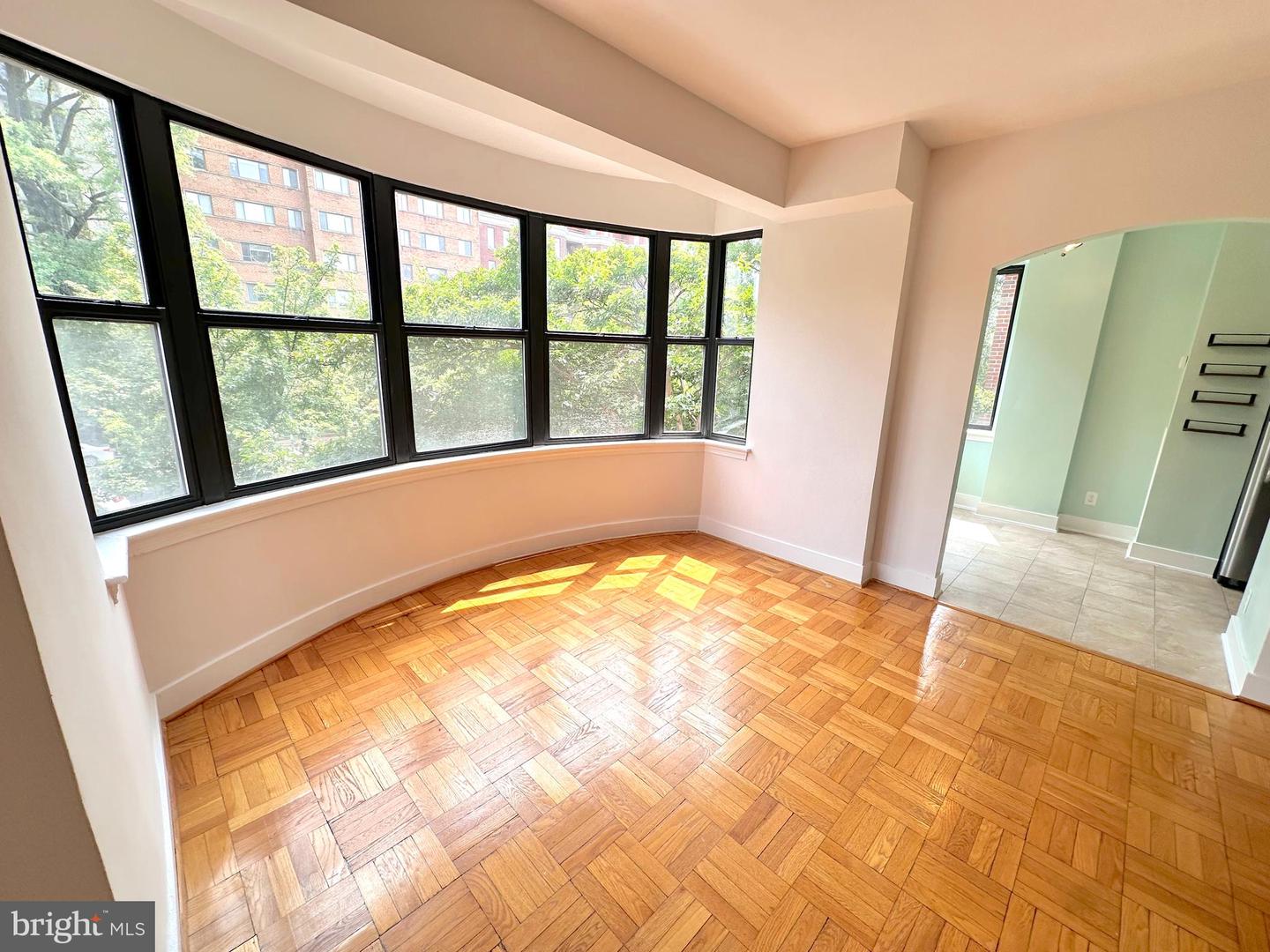 2515 K ST NW #205, WASHINGTON, District Of Columbia 20037, 1 Bedroom Bedrooms, ,1 BathroomBathrooms,Residential,For sale,2515 K ST NW #205,DCDC2203292 MLS # DCDC2203292