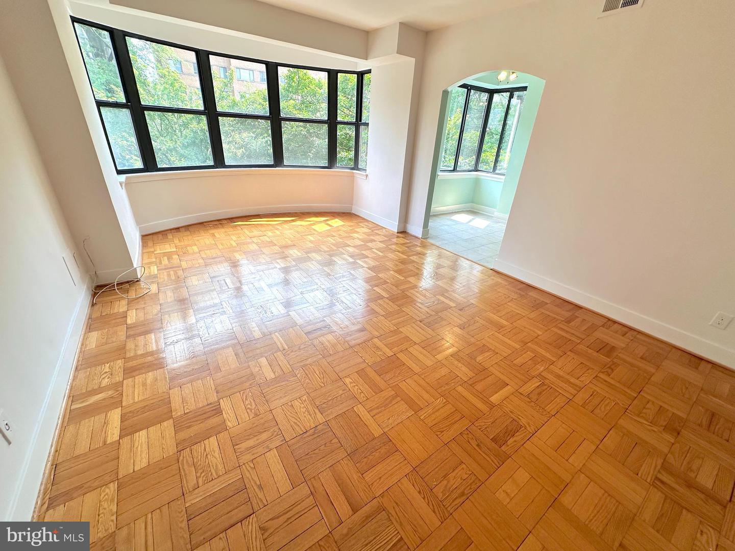 2515 K ST NW #205, WASHINGTON, District Of Columbia 20037, 1 Bedroom Bedrooms, ,1 BathroomBathrooms,Residential,For sale,2515 K ST NW #205,DCDC2203292 MLS # DCDC2203292