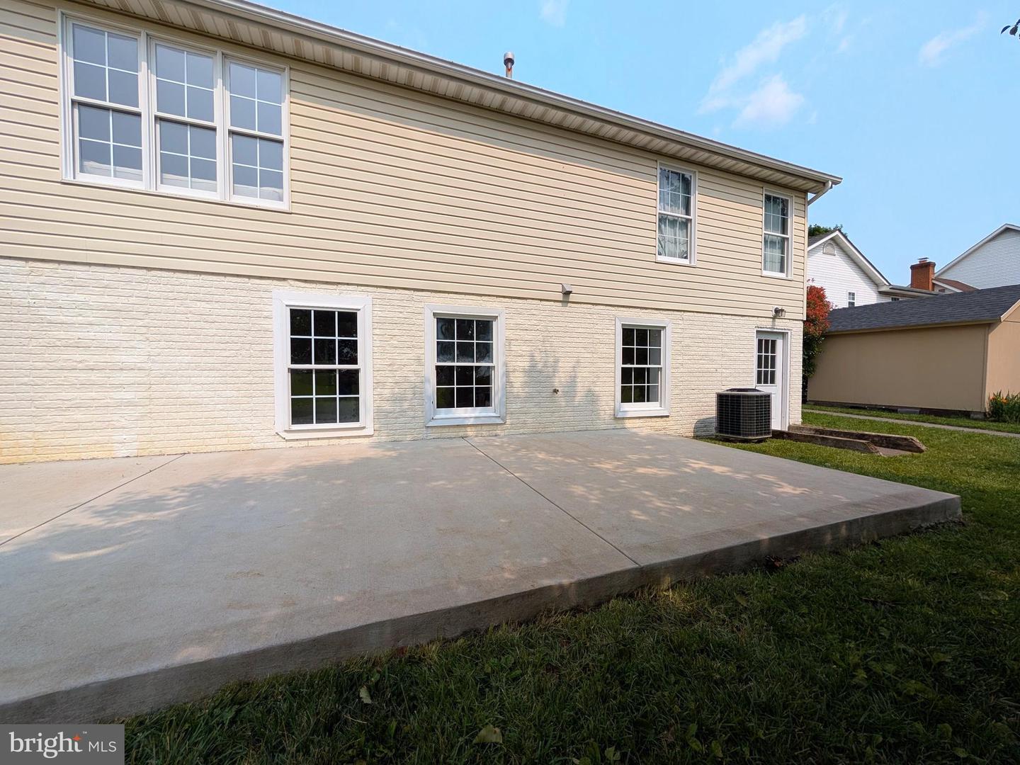 2620 STONEGATE DR, WINCHESTER, Virginia 22601, 5 Bedrooms Bedrooms, ,3 BathroomsBathrooms,Residential,For sale,2620 STONEGATE DR,VAWI2007886 MLS # VAWI2007886