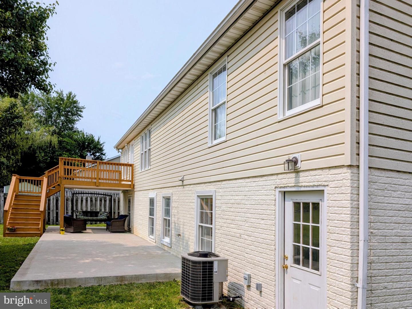 2620 STONEGATE DR, WINCHESTER, Virginia 22601, 5 Bedrooms Bedrooms, ,3 BathroomsBathrooms,Residential,For sale,2620 STONEGATE DR,VAWI2007886 MLS # VAWI2007886