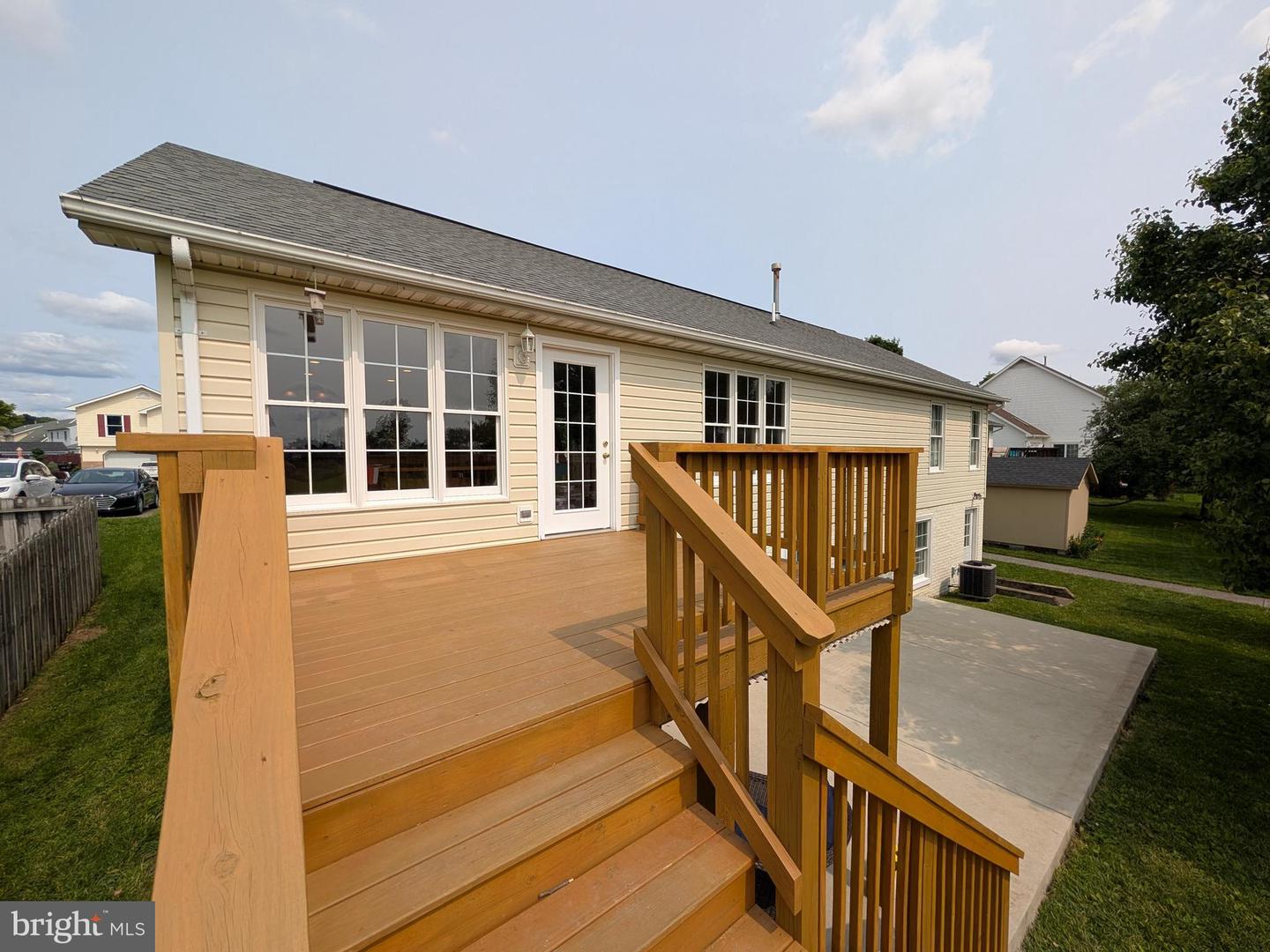 2620 STONEGATE DR, WINCHESTER, Virginia 22601, 5 Bedrooms Bedrooms, ,3 BathroomsBathrooms,Residential,For sale,2620 STONEGATE DR,VAWI2007886 MLS # VAWI2007886