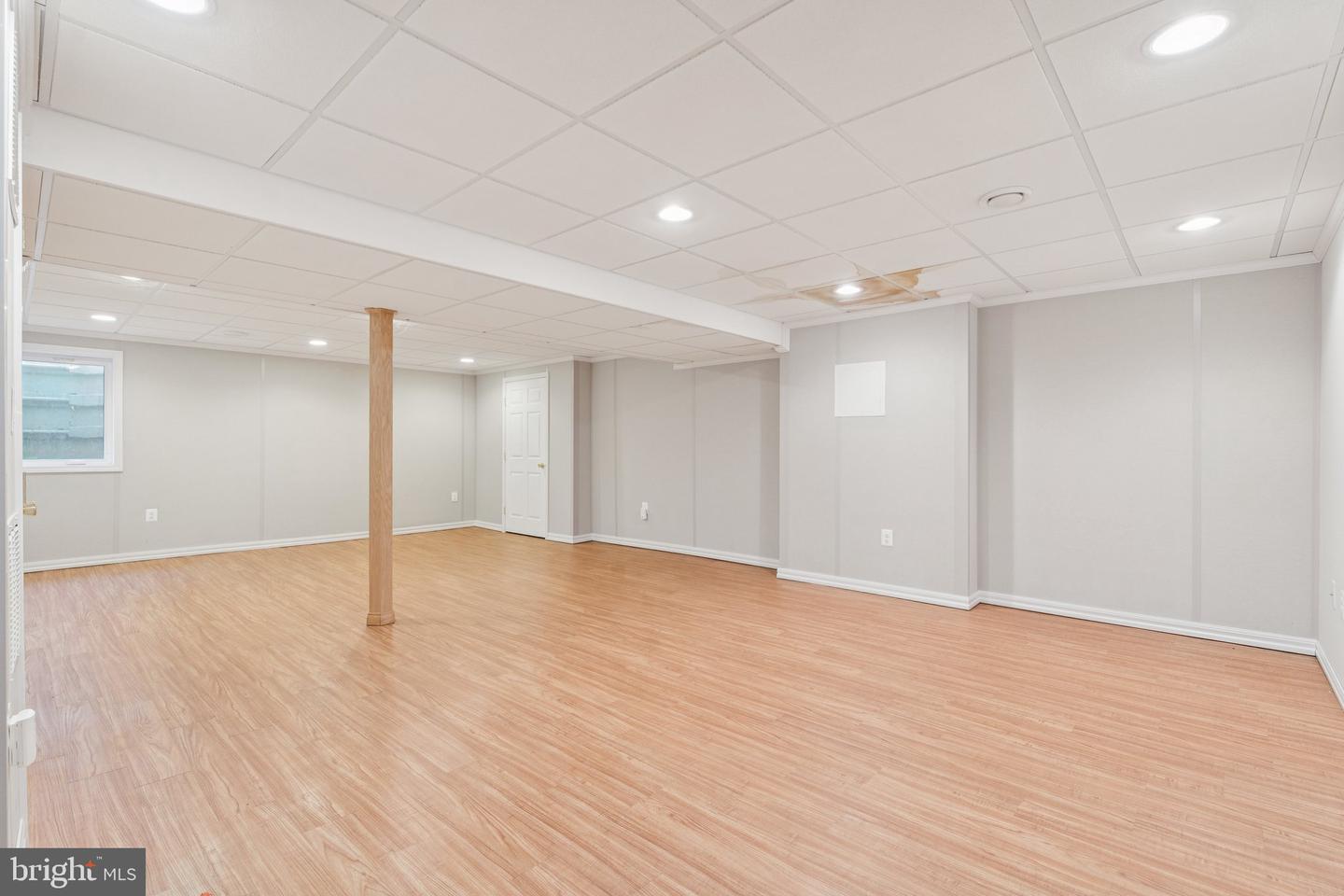 9207 BOIS AVE, VIENNA, Virginia 22182, 5 Bedrooms Bedrooms, ,3 BathroomsBathrooms,Residential,For sale,9207 BOIS AVE,VAFX2244888 MLS # VAFX2244888