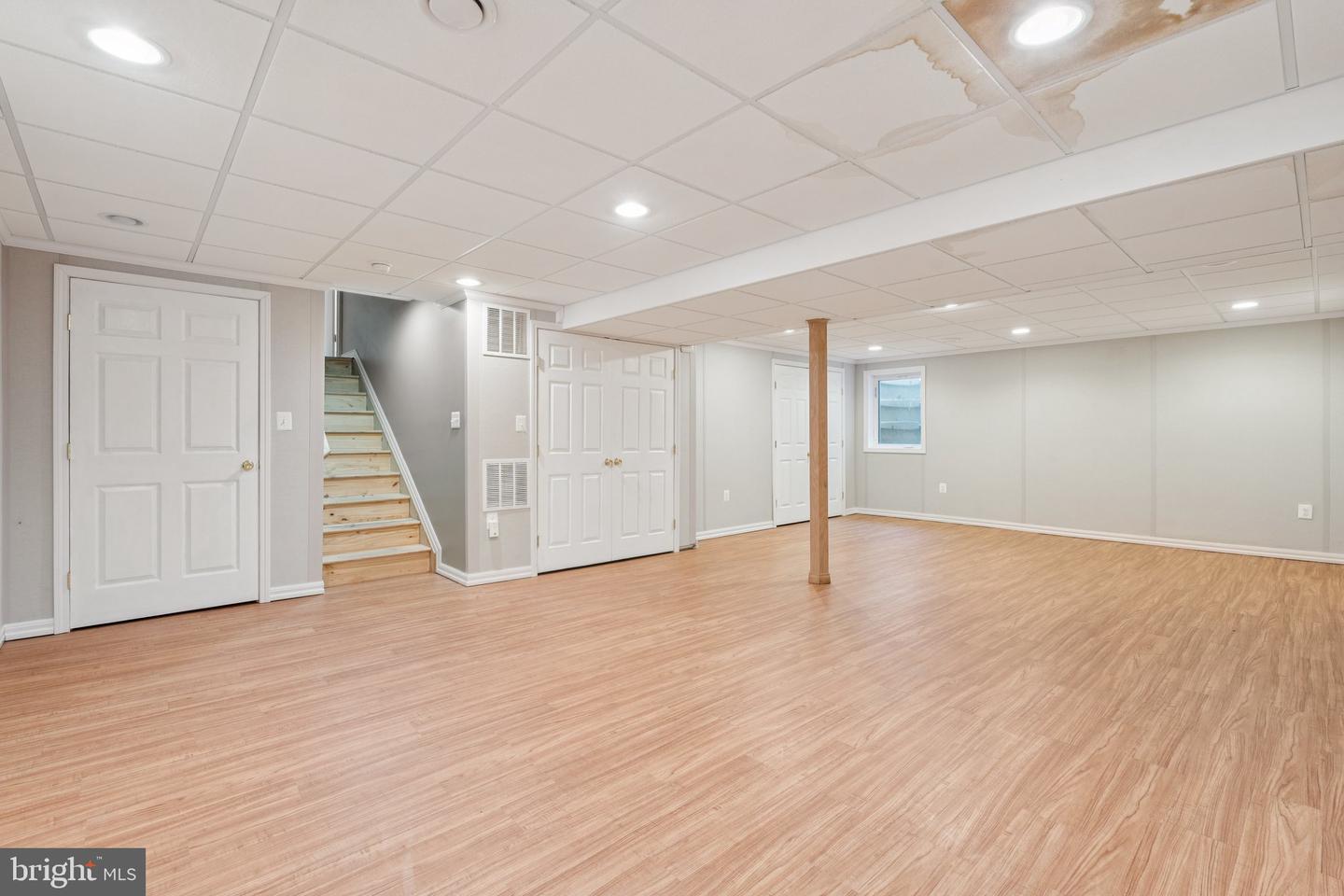 9207 BOIS AVE, VIENNA, Virginia 22182, 5 Bedrooms Bedrooms, ,3 BathroomsBathrooms,Residential,For sale,9207 BOIS AVE,VAFX2244888 MLS # VAFX2244888