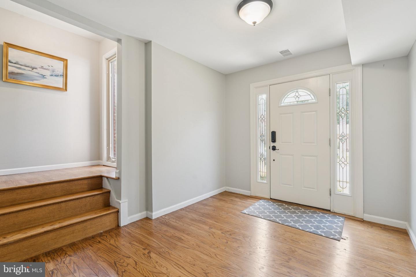 9207 BOIS AVE, VIENNA, Virginia 22182, 5 Bedrooms Bedrooms, ,3 BathroomsBathrooms,Residential,For sale,9207 BOIS AVE,VAFX2244888 MLS # VAFX2244888