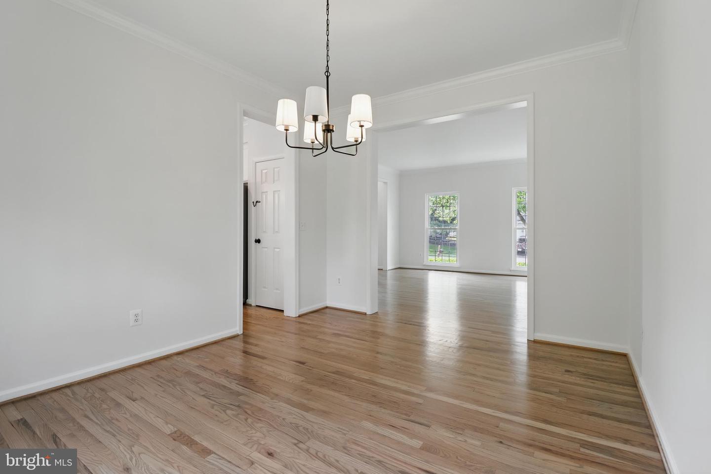 43175 BURSTALL CT, LEESBURG, Virginia 20176, 4 Bedrooms Bedrooms, ,2 BathroomsBathrooms,Residential,For sale,43175 BURSTALL CT,VALO2098192 MLS # VALO2098192