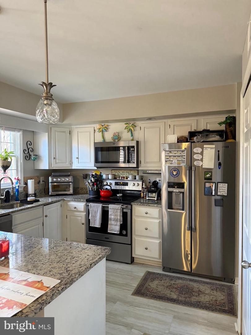 5431 PLYMOUTH MEADOWS CT, FAIRFAX, Virginia 22032, 4 Bedrooms Bedrooms, ,3 BathroomsBathrooms,Residential,For sale,5431 PLYMOUTH MEADOWS CT,VAFX2244064 MLS # VAFX2244064