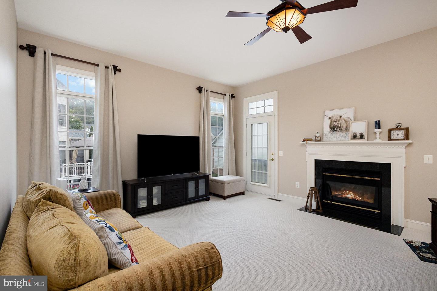 11787 CHANCEFORD DR, WOODBRIDGE, Virginia 22192, 6 Bedrooms Bedrooms, ,5 BathroomsBathrooms,Residential,For sale,11787 CHANCEFORD DR,VAPW2096050 MLS # VAPW2096050