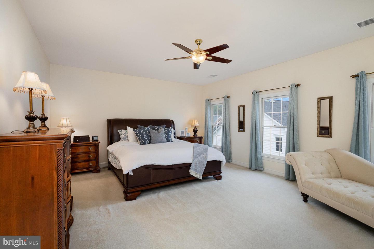 11787 CHANCEFORD DR, WOODBRIDGE, Virginia 22192, 6 Bedrooms Bedrooms, ,5 BathroomsBathrooms,Residential,For sale,11787 CHANCEFORD DR,VAPW2096050 MLS # VAPW2096050